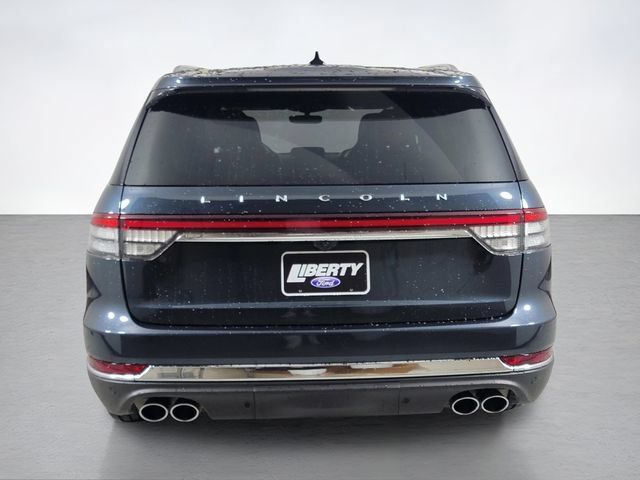 Used 2023 Lincoln Aviator Reserve w/ Equipment Group 201A AWD/4WD image 4