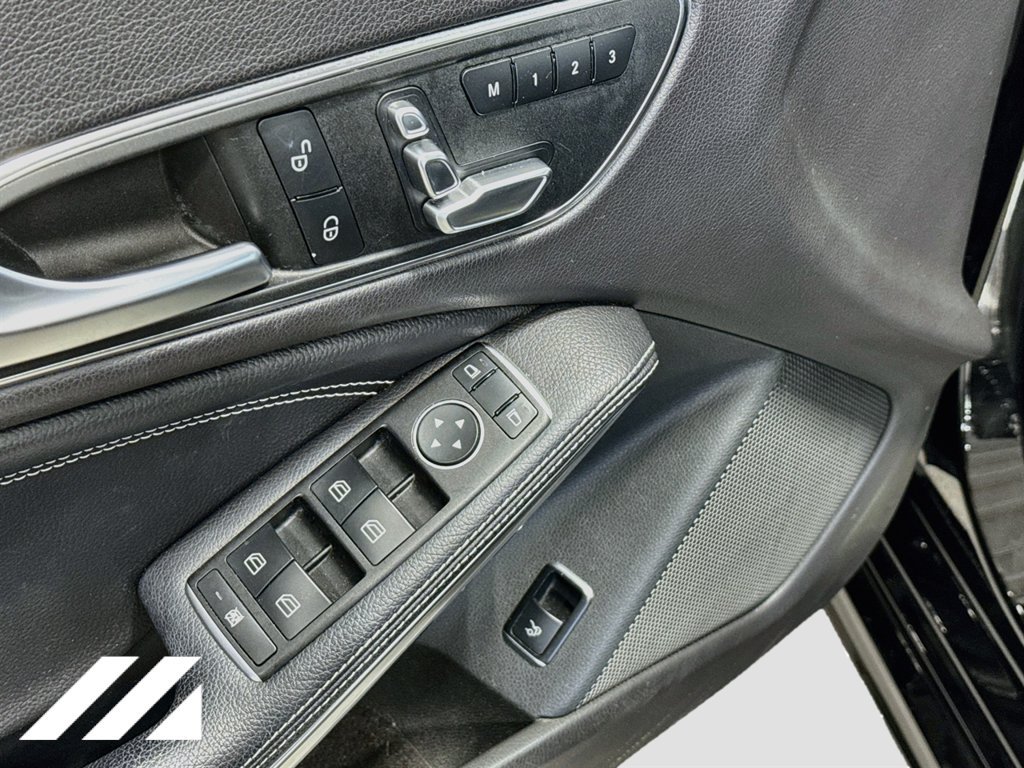 Used 2018 Mercedes-Benz CLA 250 4MATIC image 19