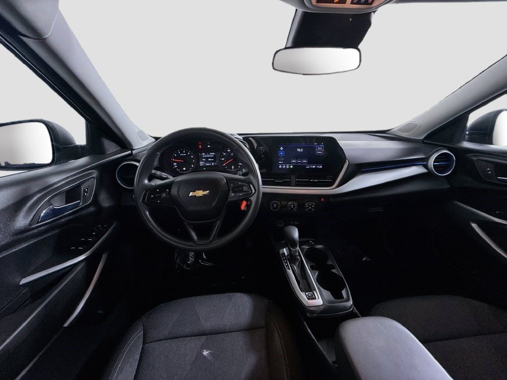Used 2024 Chevrolet Trax LS w/ Driver Confidence Package FWD image 39