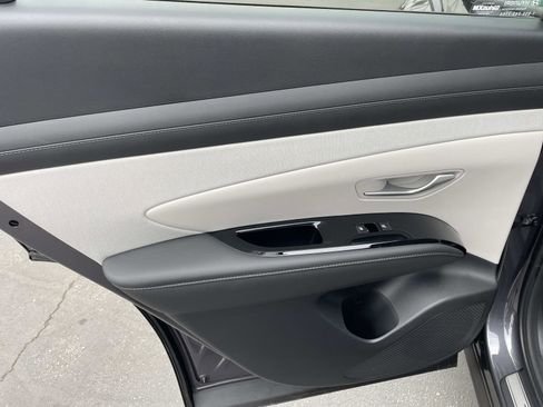 Certified 2025 Hyundai Tucson Limited image 24