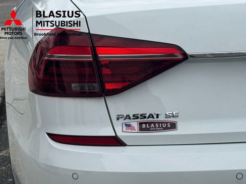 Used 2018 Volkswagen Passat 2.0T SE image 8