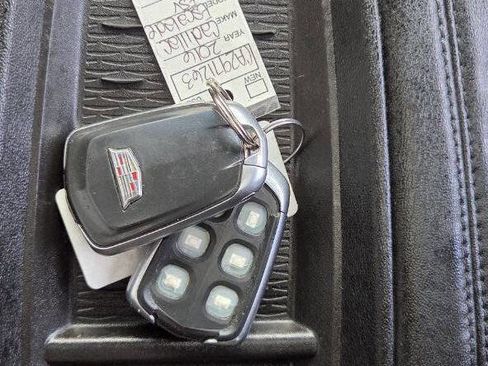 Used 2016 Cadillac Escalade ESV Luxury image 19