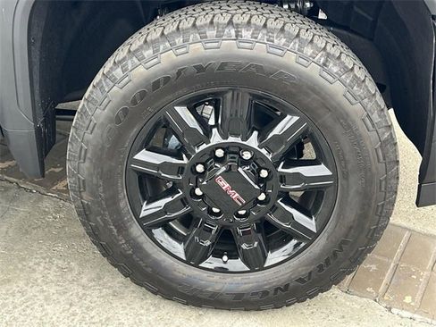 New 2026 GMC Sierra 2500 AT4 w/ AT4 Premium Plus Package image 35