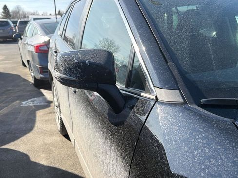 Used 2023 Toyota RAV4 XLE Premium image 5