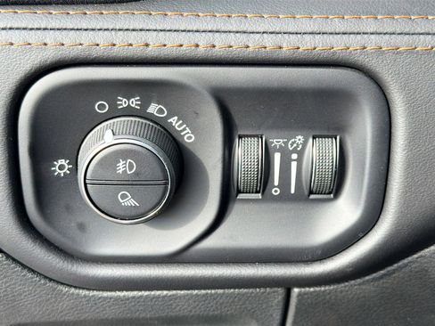 Used 2023 RAM 1500 Limited w/ Bed Utility Group image 35