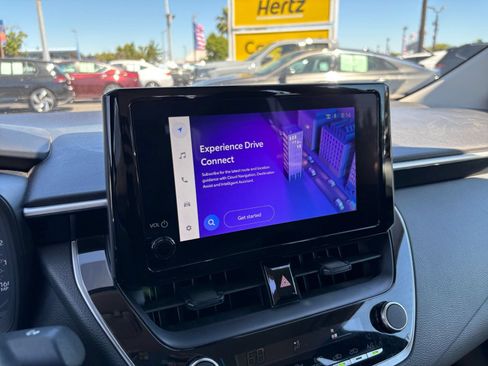 Used 2025 Toyota Corolla LE FWD image 21