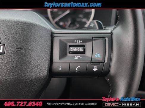 Used 2025 Nissan Rogue SV AWD/4WD image 22