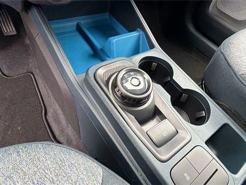 New 2025 Ford Maverick XLT image 24