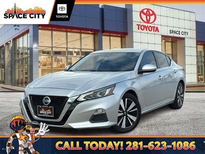 Used 2021 Nissan Altima 2.5 SV