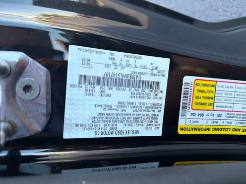 Used 2020 Ford Mustang Premium RWD image 23