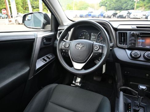 Used 2017 Toyota RAV4 LE w/ Carpet Mat Package AWD/4WD image 9