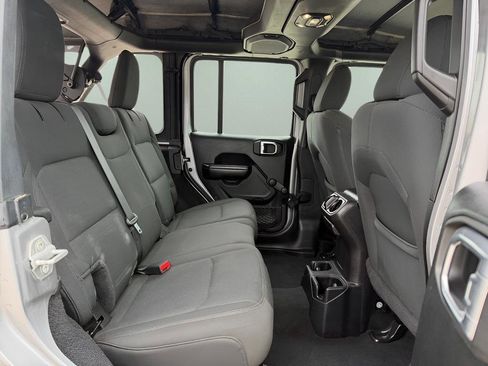 Used 2021 Jeep Wrangler Unlimited Sport image 10