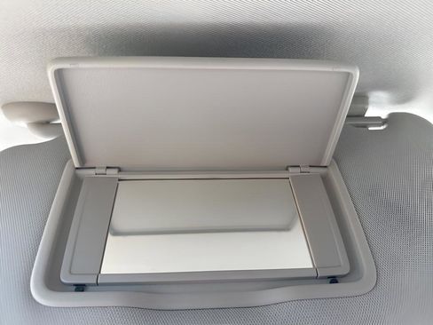 Used 2019 Honda HR-V LX image 17