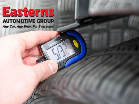 Used 2024 Nissan Ariya FWD image 29