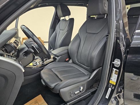 Used 2018 BMW X3 xDrive30i image 17