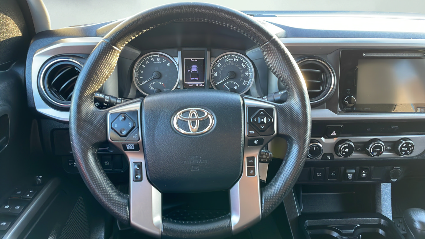 Certified 2019 Toyota Tacoma SR5 AWD/4WD image 9