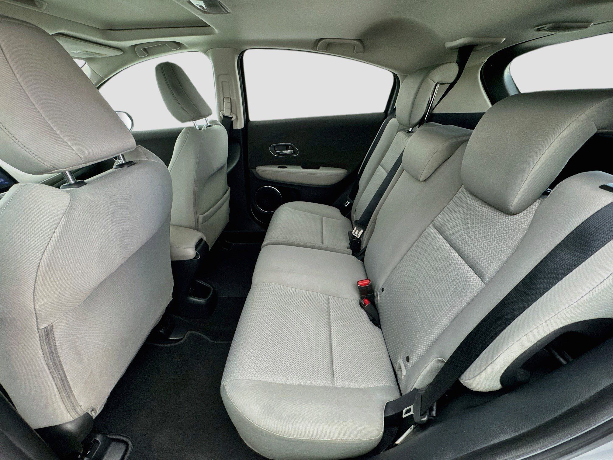 Used 2019 Honda HR-V EX image 16