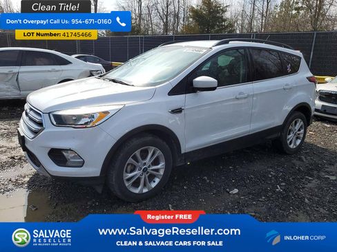 Used 2018 Ford Escape SE FWD image 1