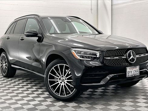Used 2021 Mercedes-Benz GLC 300 image 34