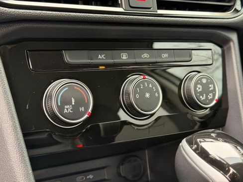 Used 2024 Volkswagen Taos S image 25