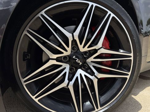 Used 2023 Kia Stinger GT2 RWD image 11
