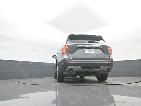 Certified 2023 Ford Explorer Limited w/ Limited Technology Package image 33