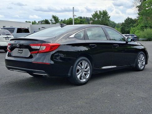 Used 2019 Honda Accord LX image 6