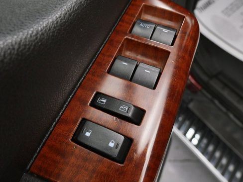 Used 2012 Ford F350 King Ranch w/ King Ranch w/Chrome Pkg image 16