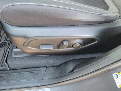 Used 2023 Jeep Grand Cherokee L Laredo image 19