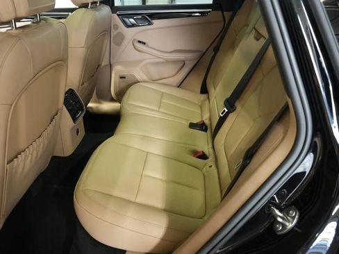 New 2026 Porsche Macan image 27