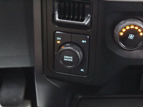 Used 2023 Ford F150 XLT image 18