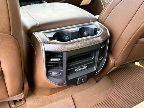 Used 2019 RAM 1500 Laramie image 25