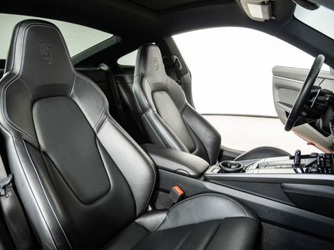 Used 2020 Porsche 911 Carrera 4S w/ Sport Package AWD/4WD image 18