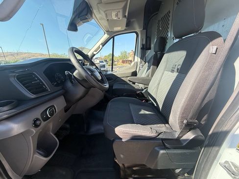 Used 2020 Ford Transit 250 Medium Roof AWD image 10