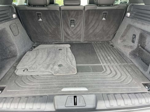 Used 2023 Land Rover Range Rover Sport SE AWD/4WD image 17