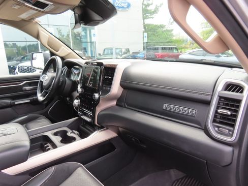 Used 2020 RAM 1500 Laramie AWD/4WD image 19