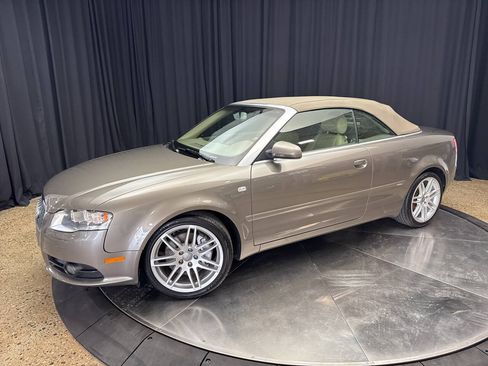 Used 2009 Audi A4 2.0T FWD image 3