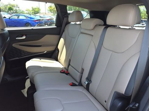 Used 2023 Hyundai Santa Fe SEL w/ Premium Package image 6