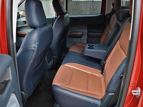 Used 2024 Ford Maverick Lariat AWD/4WD image 17