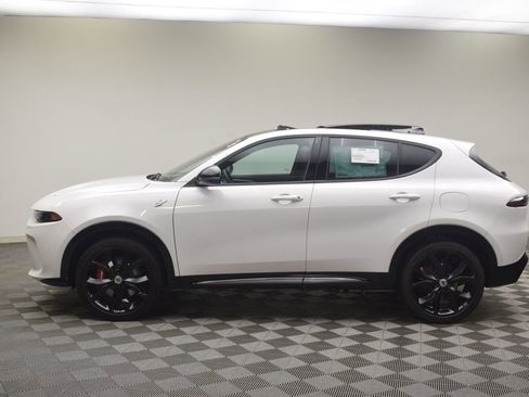 New 2025 Dodge Hornet R/T image 16