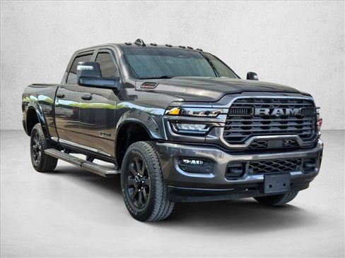Used 2025 RAM 2500 Lone Star AWD/4WD image 3