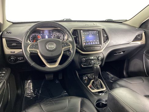 Used 2016 Jeep Cherokee Limited image 20
