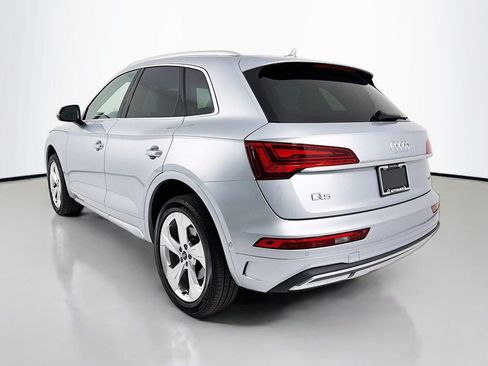 Used 2021 Audi Q5 Prestige w/ Prestige Package AWD/4WD image 5