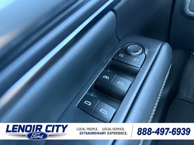 Used 2026 GMC Terrain Elevation AWD/4WD image 18