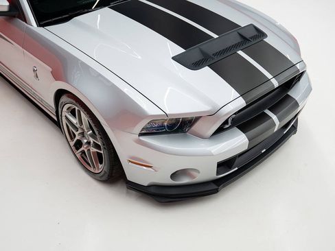 Used 2013 Ford Mustang Shelby GT500 RWD image 7