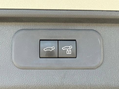 Certified 2024 Toyota Grand Highlander FWD image 17