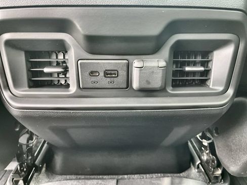 Used 2021 Chevrolet Silverado 1500 LT Trail Boss w/ Convenience Package II AWD/4WD image 20