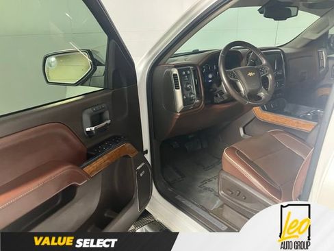 Used 2016 Chevrolet Silverado 1500 High Country w/ High Country Premium Package AWD/4WD image 10