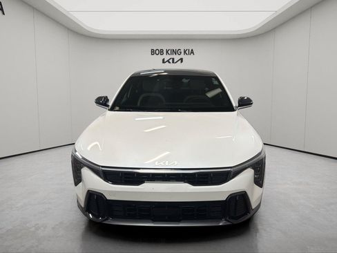 Used 2025 Kia K4 GT-Line w/ GT-Line Premium Package FWD image 8