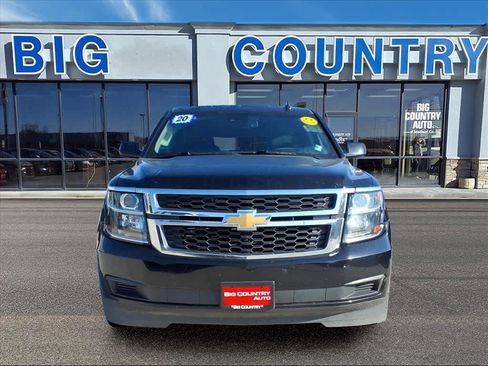 Used 2020 Chevrolet Suburban LT AWD/4WD image 9